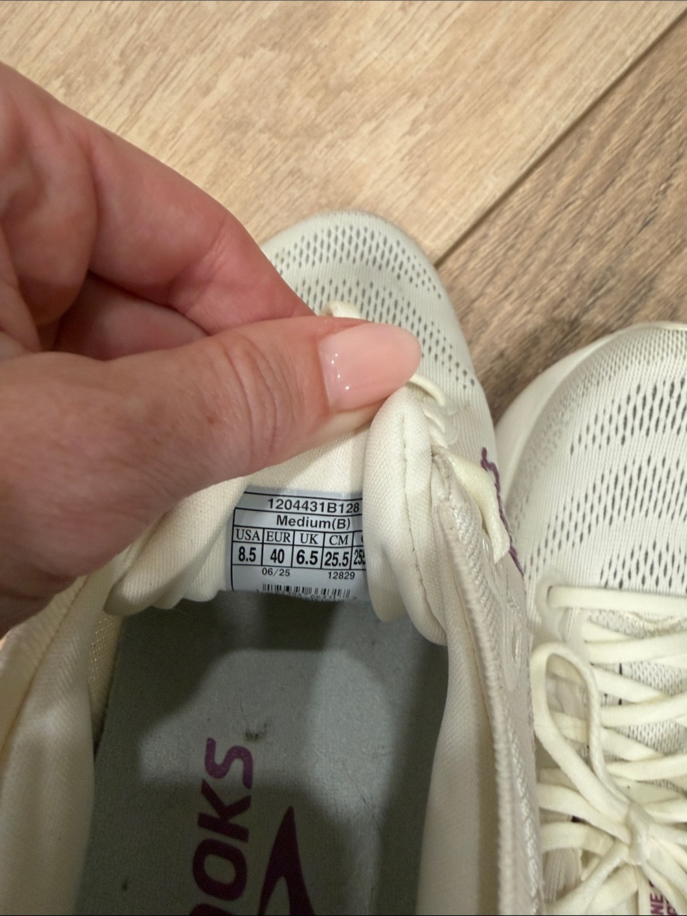 Brooks Women’s Cream & Magenta Running Sneakers - Picture 4 of 16
